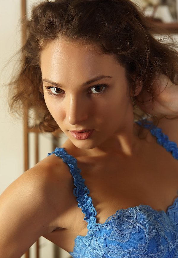 Полечка, 18 лет, 0 размер груди